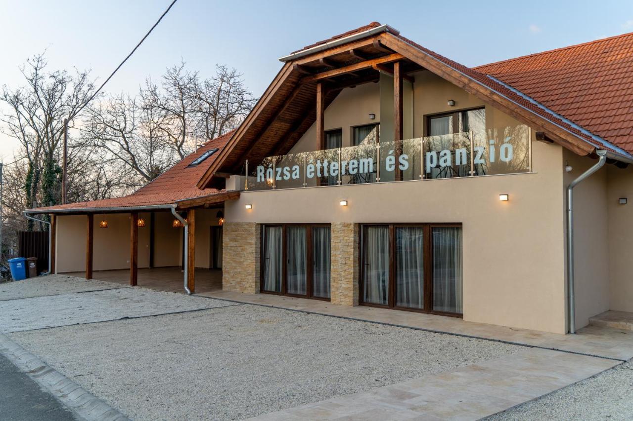 Rozsa Etterem & Panzio Bed & Breakfast Pecs Exterior photo
